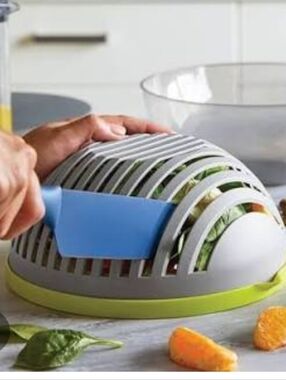 Pampered Chef Salad Cutting Bowl Set 4 PC 100086